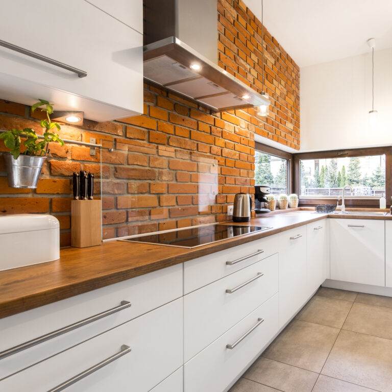 Custom Kitchen Cabinets