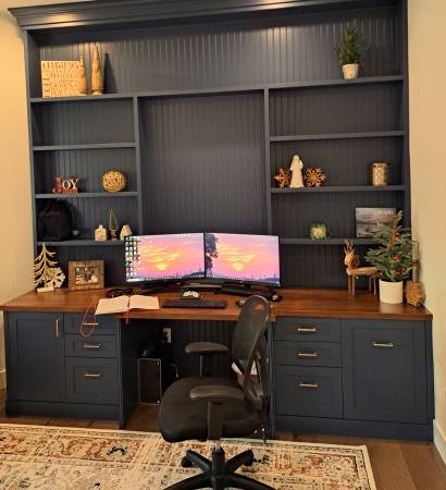 Office with built in cabinets from Jackson Cabinets